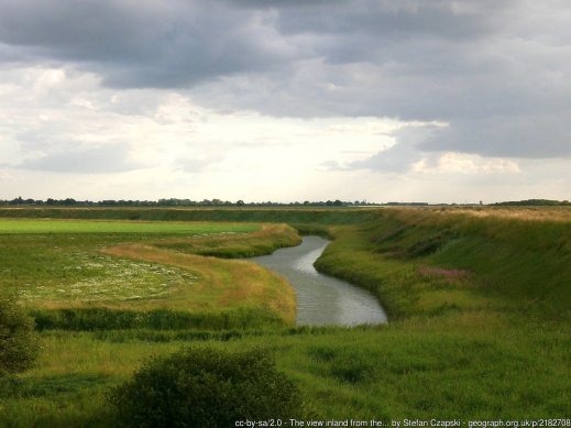 Walk the England Coast Path - Sutton Bridge to Skegness via Boston