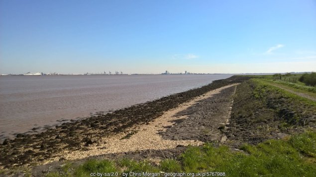 Walk the England Coast Path - Mablethorpe to Humber Bridge